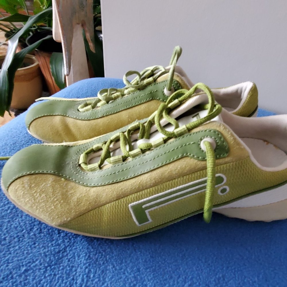 PIRELLY .Bike athletic shoe